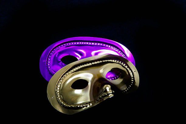 istock Purple and Gold Mardi Gras Masks 160887704