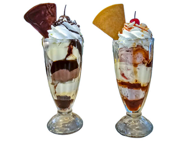 istock Isolated Chocolate sundae and strawberry sundae on white background 1608977226