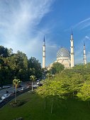 sultan-salahuddin-abdul-aziz-moschee.jpg?b=1&s=170x170&k=20&c=SZknp4-s919tKOEawKevW7bHzp66iBFrf5zdSJD4dUI=