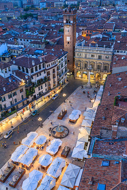 istock Piazza delle Erbe, Verona 160907973