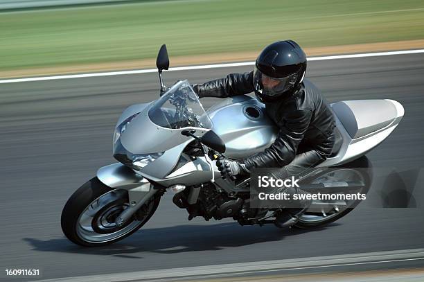 Silver Motocykl - zdjęcia stockowe i więcej obrazów Motocykl - Motocykl, Wyścig motocyklowy, Szybkość