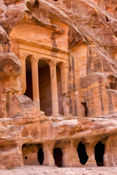 little petra en siq al-barid, wadi musa, jordania - el barid fotografías e imágenes de stock