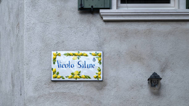 istock Limone sul Garda street sign 1609438811