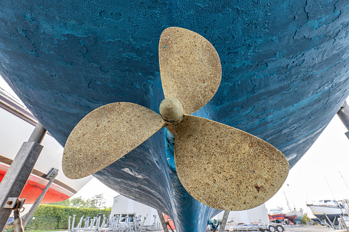 propeller of an onshore stored sailing boat