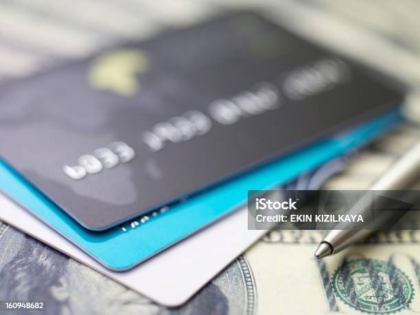 クレジットカードでドル - クレジットカードのストックフォトや画像を多数ご用意 - クレジットカード, 世界地図, eコマース