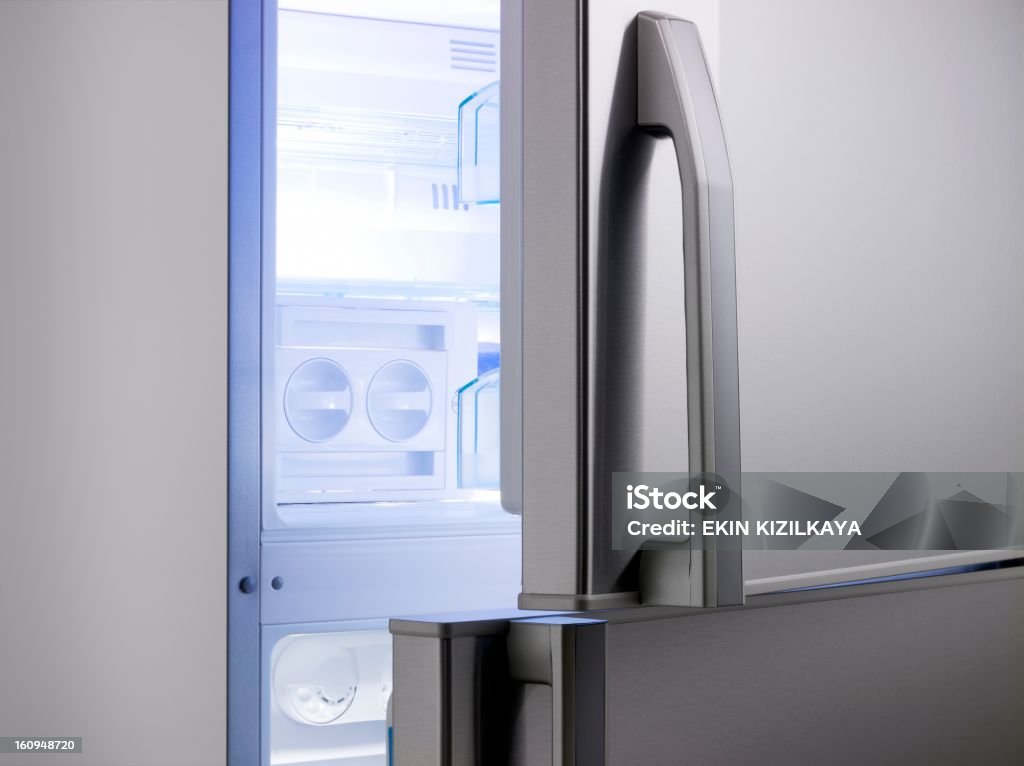 Un refrigerador - Foto de stock de Frigorífico libre de derechos