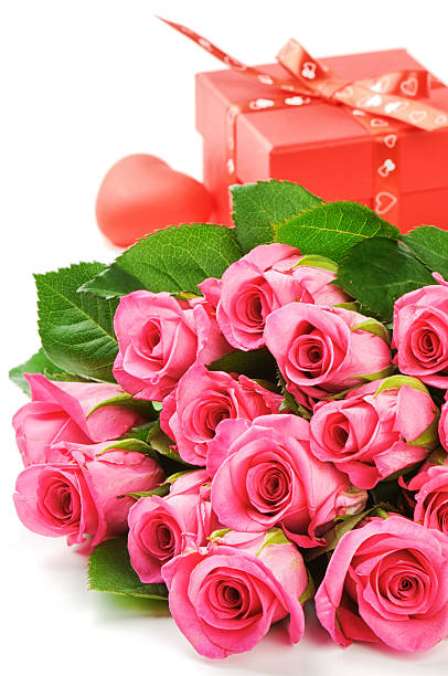 istock Bouquet of pink roses with Valentine's present 160951542
