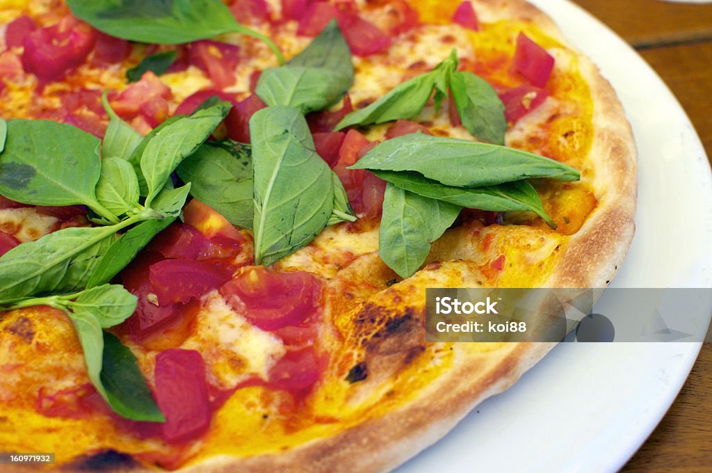 Prawdziwe włoskie Pizza - Zbiór zdjęć royalty-free (Bazylia)