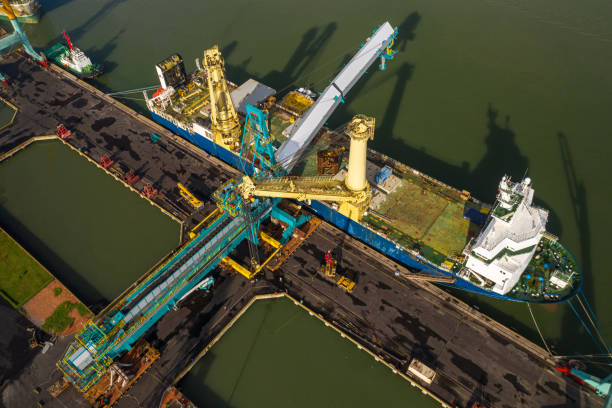istock Drone view of heavy logistic cargo ship 1609891314