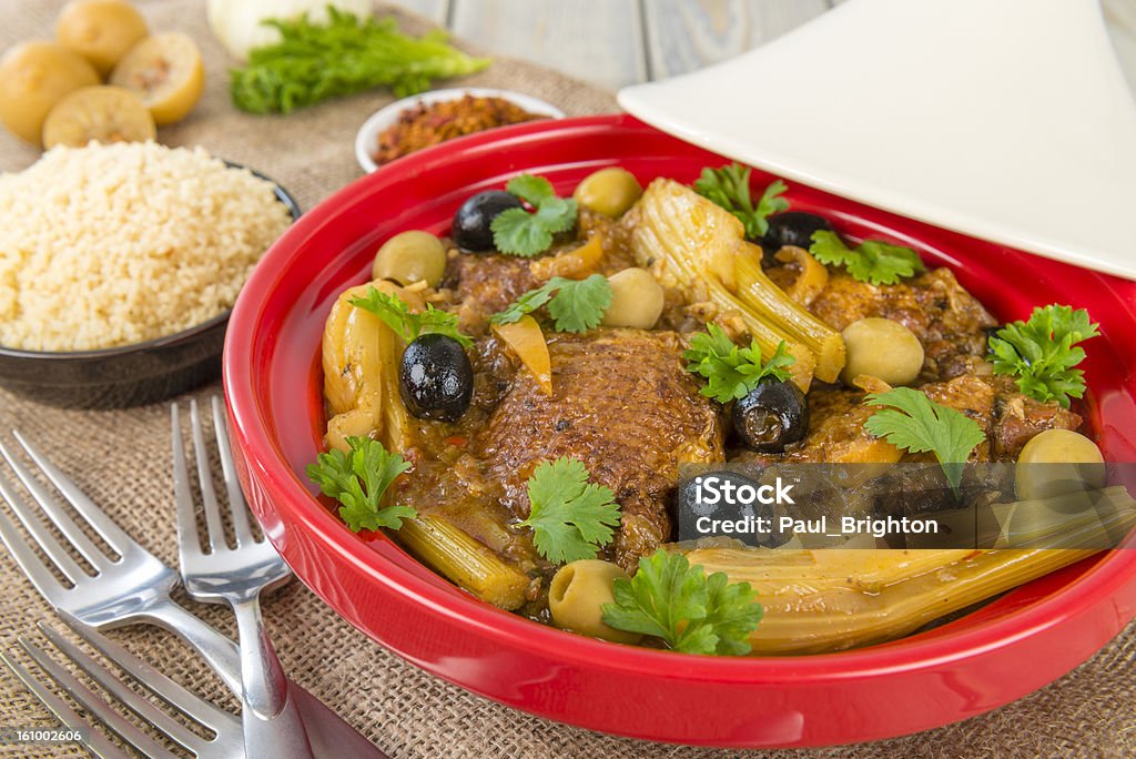 Hähnchen-Tagine - Lizenzfrei Blatt - Pflanzenbestandteile Stock-Foto