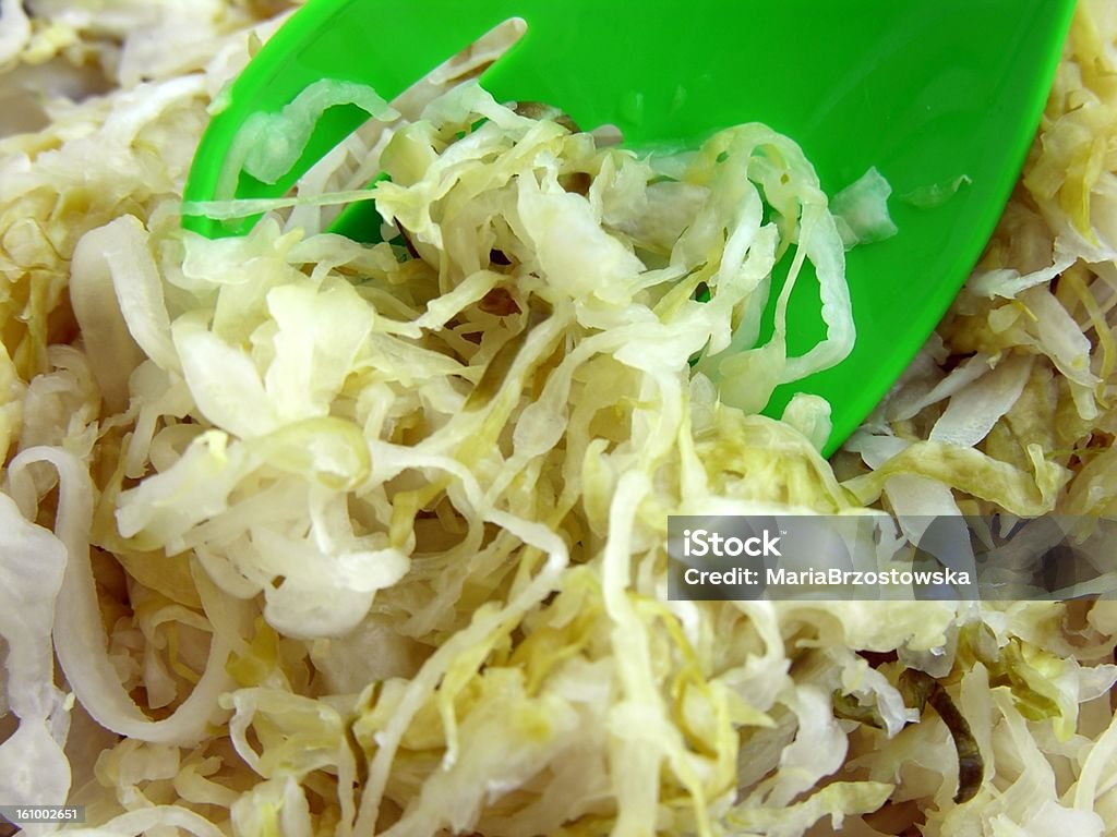 Choucroute, aigre, de délicieuses salades - Photo de Aliment libre de droits
