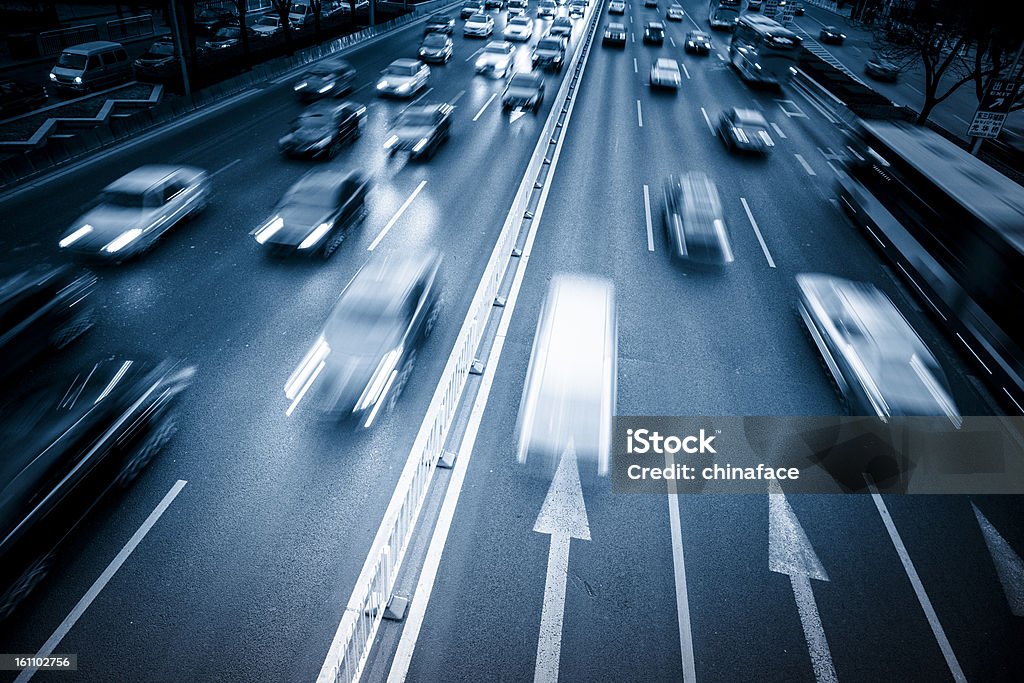 El tráfico intenso - Foto de stock de Aire libre libre de derechos