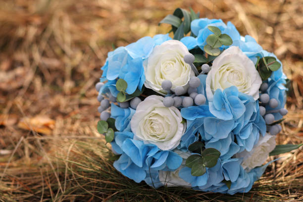 istock Beautiful bridal bouquet on the wedding day 1611469232