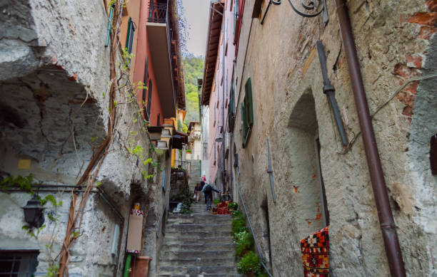 istock The Contrado Dell'Arco in Varenna 1611607999