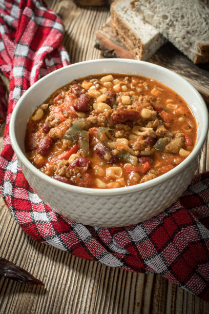 istock Mexican chili con carne. 1611616602