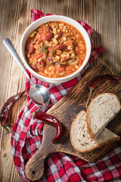 istock Mexican chili con carne. 1611643989