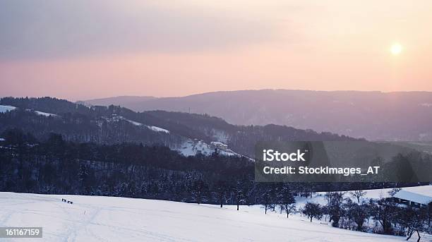 Paesaggio Invernale Nel Gennaio - Fotografie stock e altre immagini di Alba - Crepuscolo - Alba - Crepuscolo, Ambientazione tranquilla, Arancione