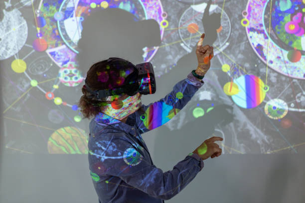 Demonstrating the use of VR glasses