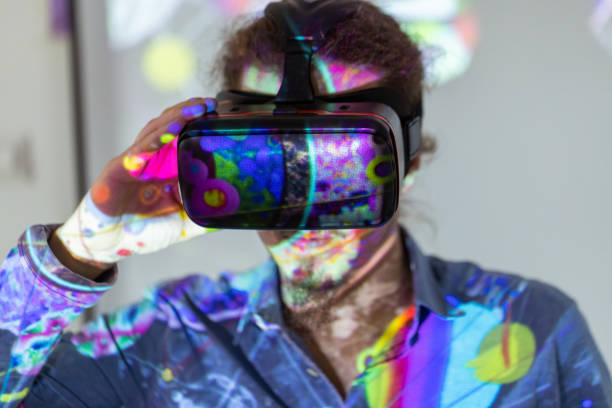 istock Demonstrating what Metaverse it 1611810692