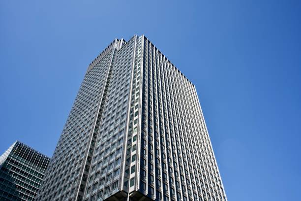 istock Blue sky and Marunouchi buildings 1611841493
