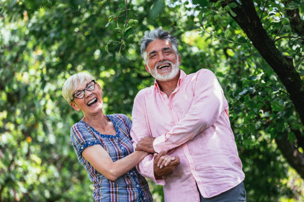 istock Senior couple relaxing in garden 1612117884
