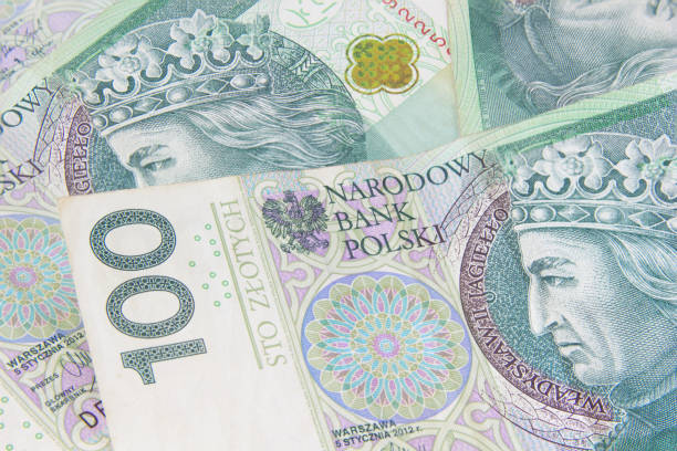istock A hundred Polish zloty close-up. 1612141908