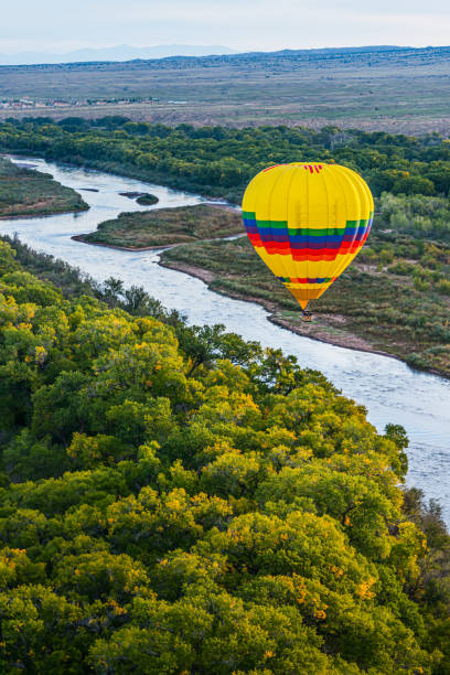 istock Balloon Over the Rio Grande 1612149436