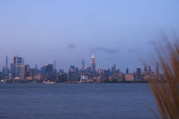 istock Manhattan skyline New York in background 1612612363