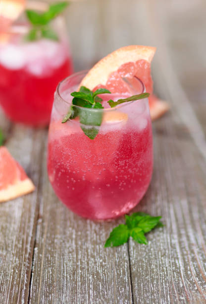 istock Refreshing summer cocktail with pink grapefruit. 1612832369
