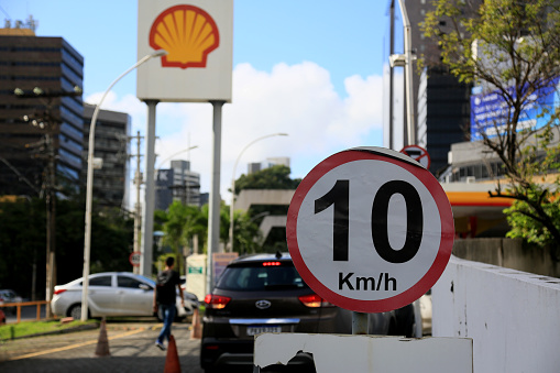 salvador, bahia, brazil - august 11, 2023: traffic signs indicate speed limit of 10 kilometers per hour on a street in the city of Salvador.