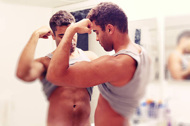 изображение тела - men body building human muscle muscular build стоковые фото и изображения