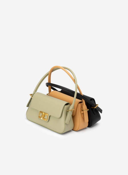 istock fashion female handbag 1613352997