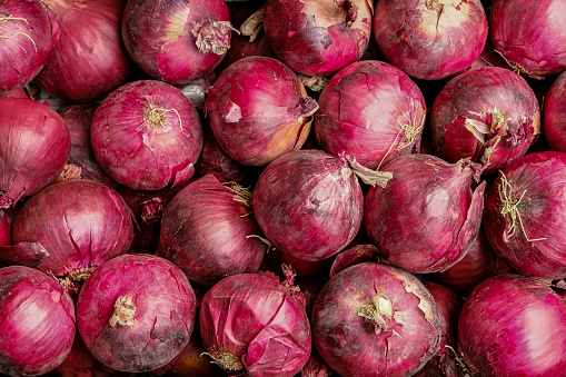 Close-up of red onion at a farmers' market in Spain.