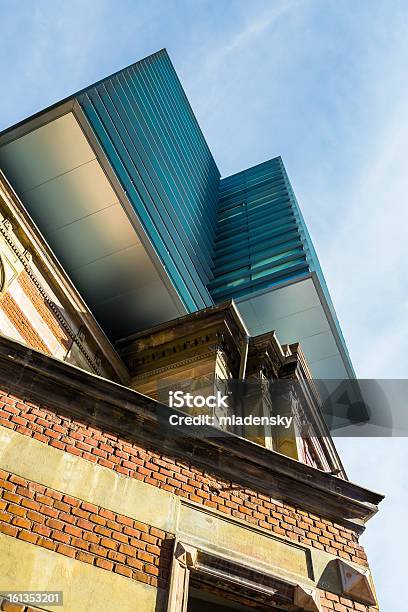 Foto de O Clássico E O Moderno Conceito De Arquitetura e mais fotos de stock de Alto - Descrição Geral - Alto - Descrição Geral, Antigo, Arquitetura