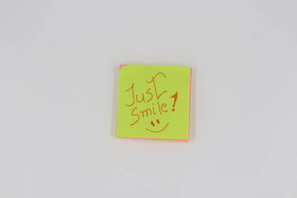 istock Sticky Note Message stock photo 1613971051