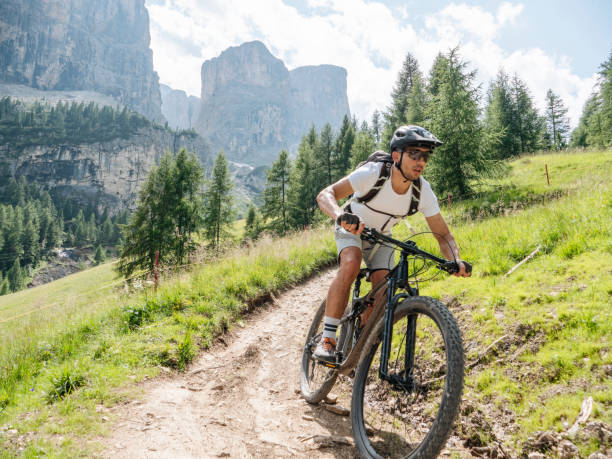 istock Mountain biking on clockwise selloronda. 1614000355