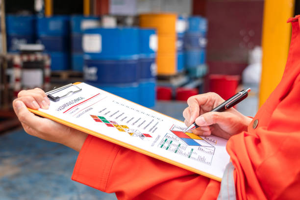 istock Checking on the hazardous chemical material information form. 1614299078