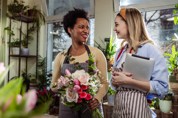 istock Starting a small business - flower shop 1614372125