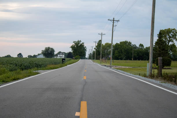 istock Rural road in southwest Ohio 1614486045
