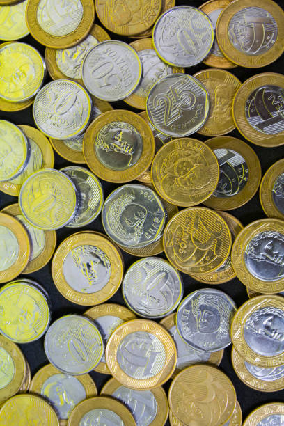 istock Current currency in Brazil, the Real. 1614703113