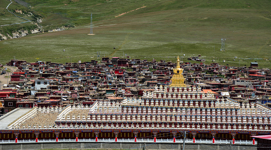 View of the Yarchen Gar Monastery in Garze Tibetan, Sichuan, China. Yarchen Gar is the largest concentration of nuns and monks in the world.