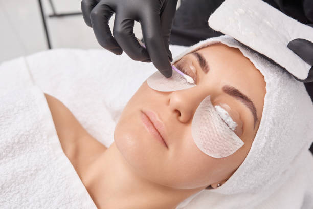 istock lamination and dyeing of eyelashes 1616092158