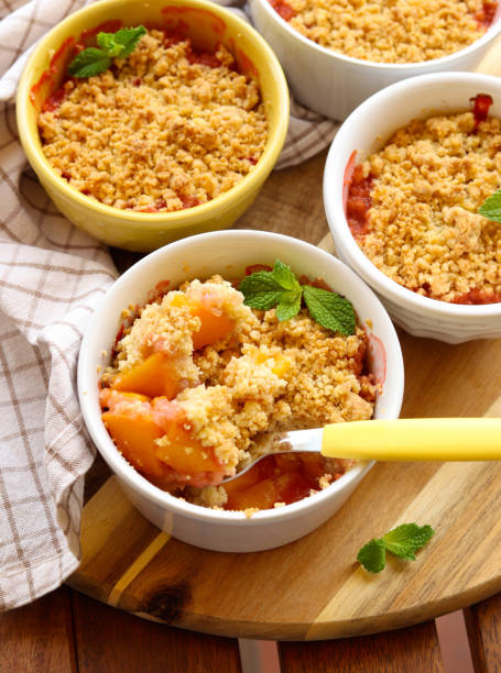 istock Peach and strawberry crumble 1616339890