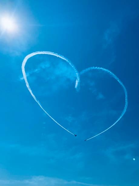 istock Love in the air 1616508530