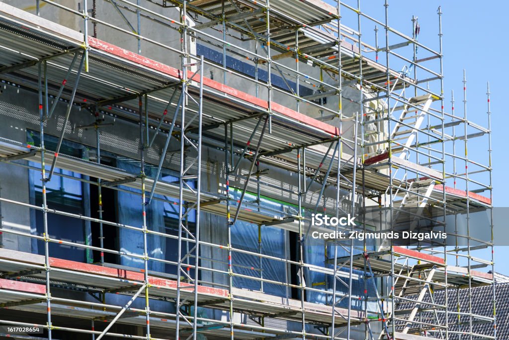 Prefab Scaff Modular Scaffold Construction Frame With Around House Facade On Blue ...
