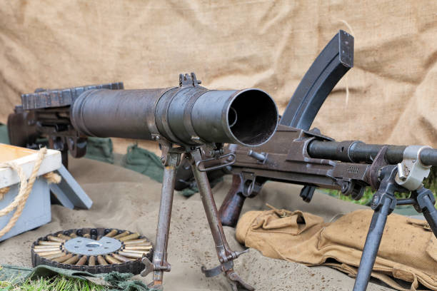 istock First World War Lewis Machine Gun and WW2 Bren Gun 1617039417