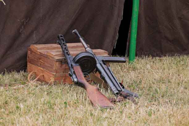 istock Second World War PPSH-41 and MP40 sub machine guns 1617044220