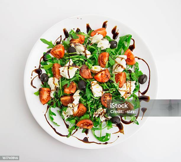 Fresca Insalata Vegetariana - Fotografie stock e altre immagini di Aceto balsamico - Aceto balsamico, Insalata, Bianco