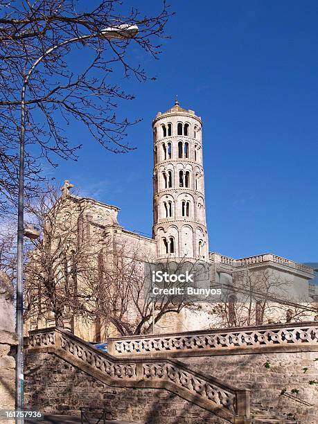 Fenestrelle Tower Sainttheodorit Katedra W Uzes - zdjęcia stockowe i więcej obrazów Architektura - Architektura, Balkon, Dzwonnica - Brugia