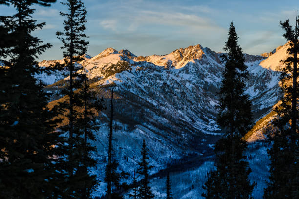 istock Gore Range Mountain Landscape in Winter 161762687